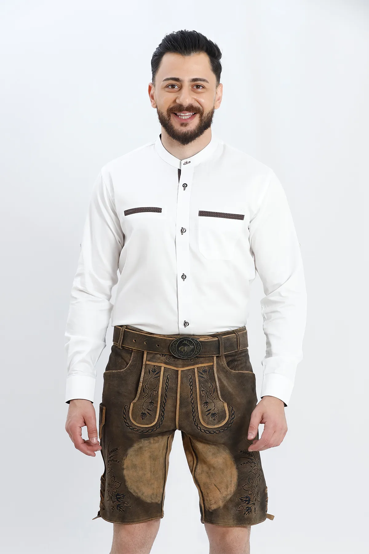 Authentic Lederhosen Men in Vintage Black - Image 2
