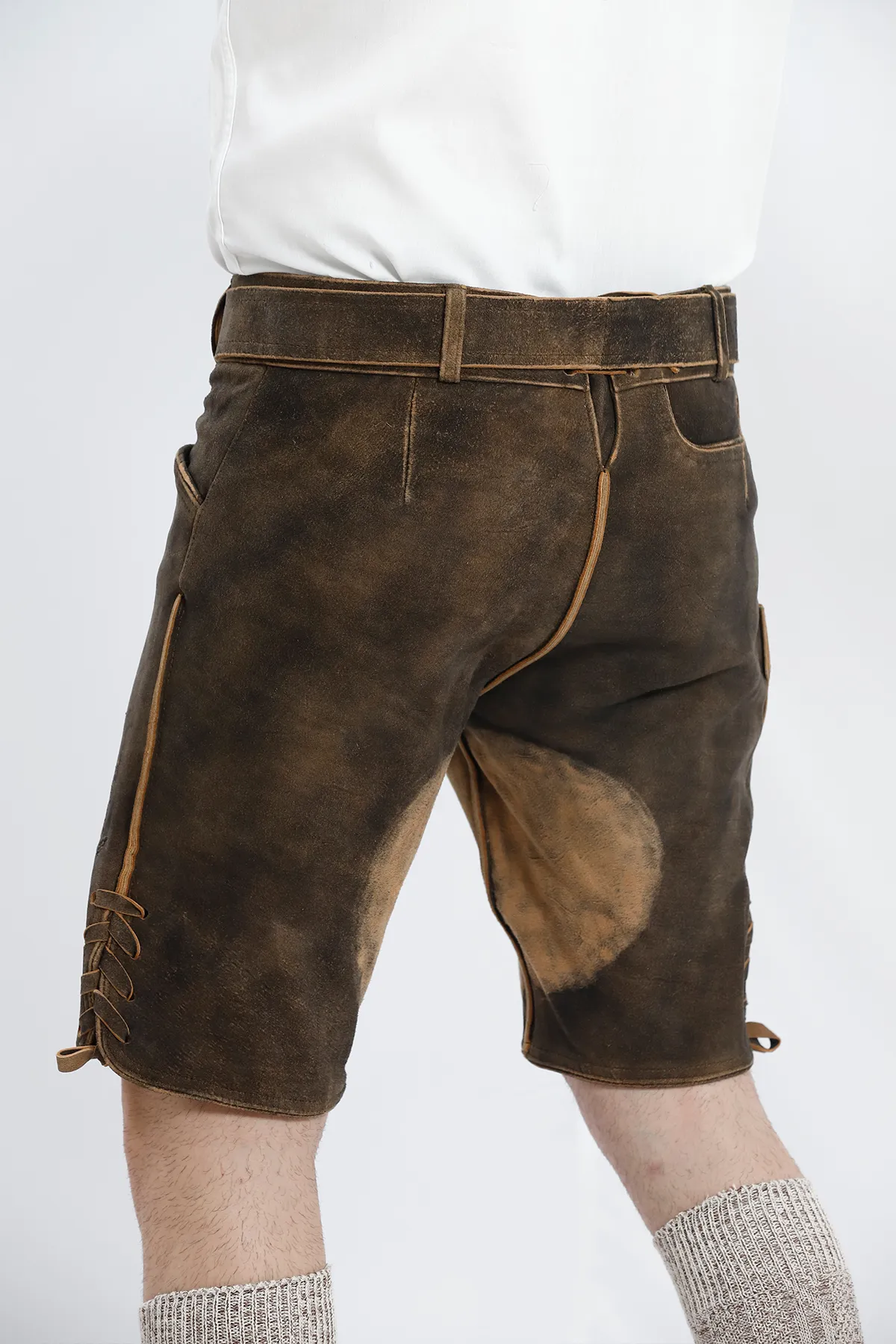 Authentic Lederhosen Men in Vintage Black - Image 5